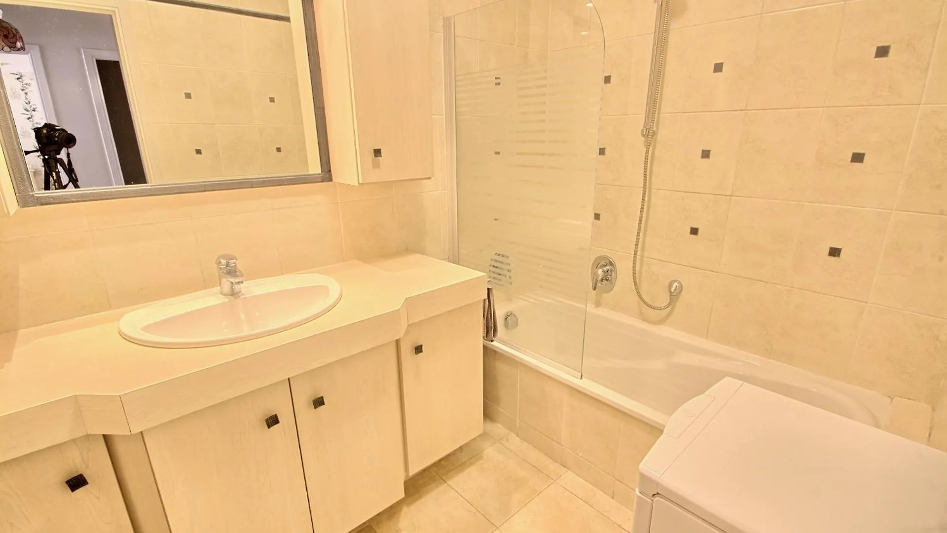 L'Hacienda Apartment Antibes